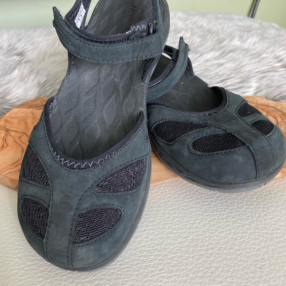 Merrell sandals - Picture 7 of 10
